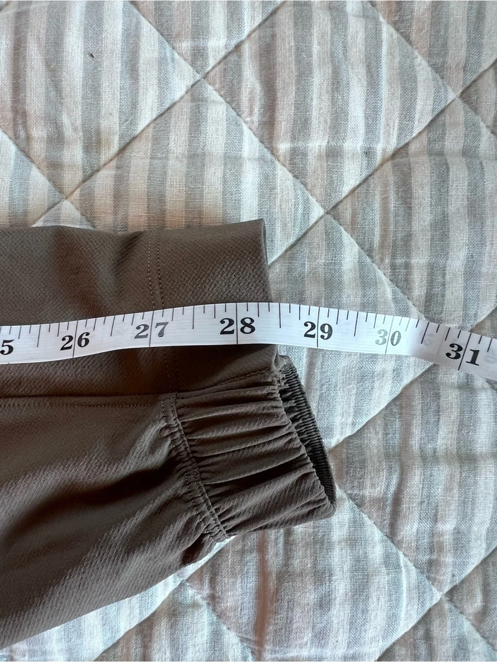 lululemon athletica lightweight jogger